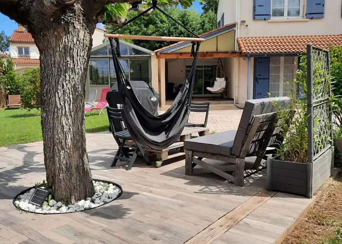 Gite Ma Vie La Avec Jacuzzi Privatif